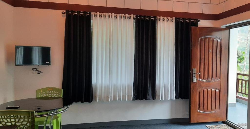 Linn View Home Stay Муннар Екстер'єр фото